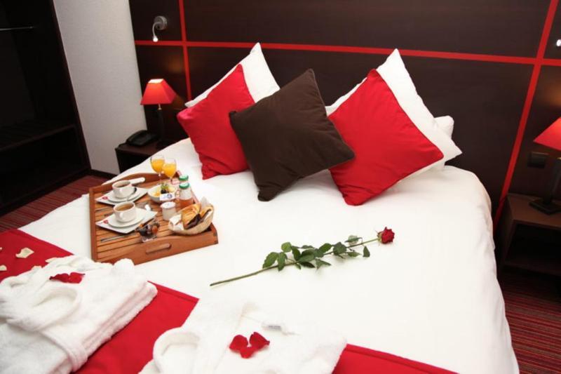 Zenia Hotel & Spa Cambrai Ngoại thất bức ảnh